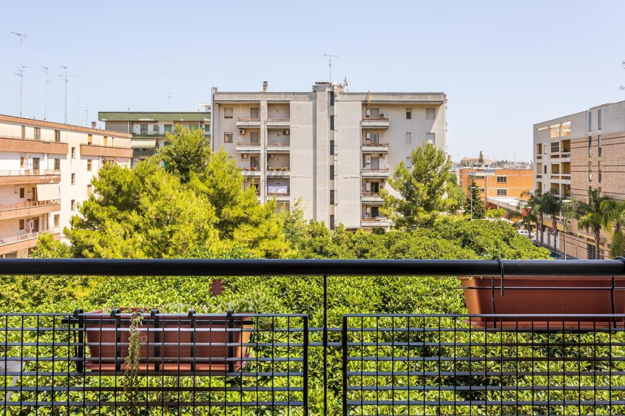 La Casa Sul Parco - Private Parking Apartment Lecce Exterior photo